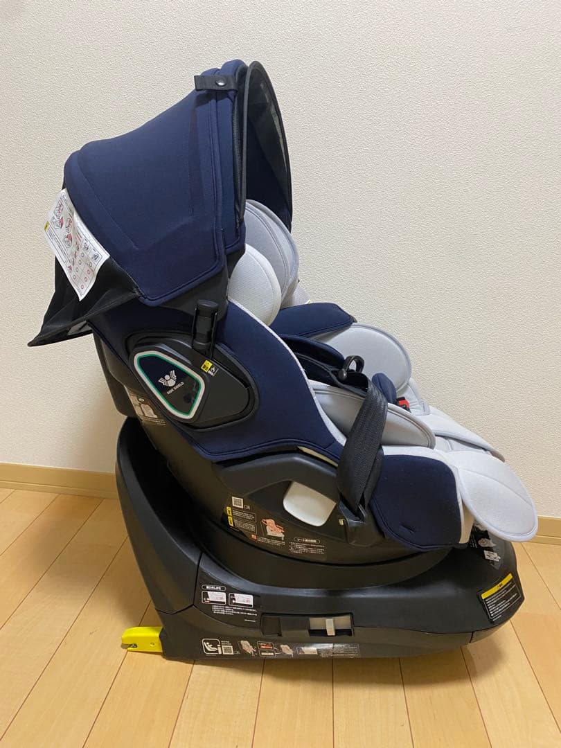 Apricaマモリラ AB ISOFIX 回転式チャイルドシート
