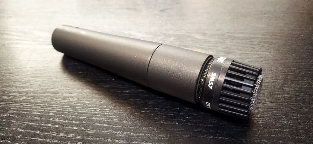 SHURE ダイナミック マイクロフォン SM57