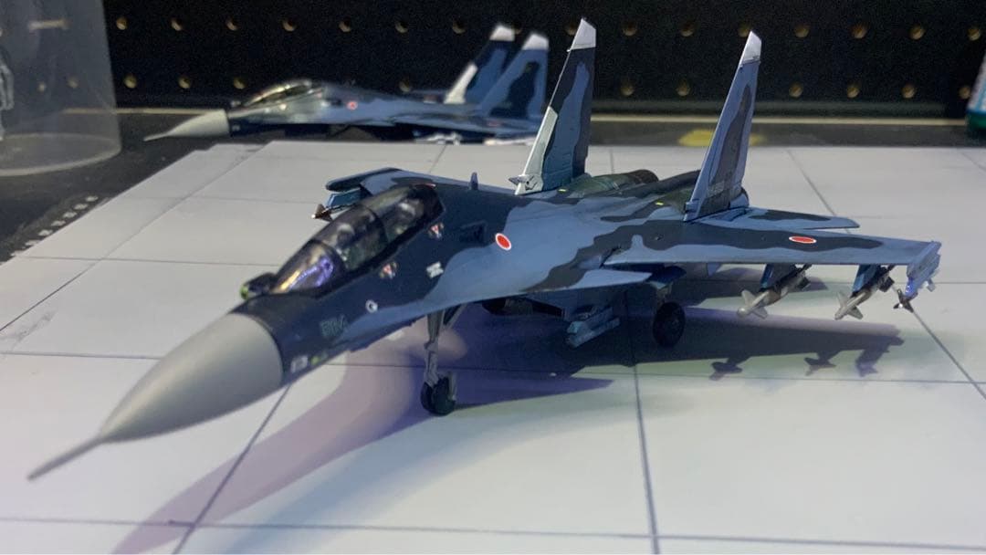 1/144スケールSU 30航空自衛隊爆撃装備564号機