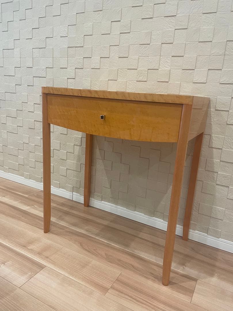 【IDC大塚家具】バーズアイ メープル スプレンダー コンソールテーブル