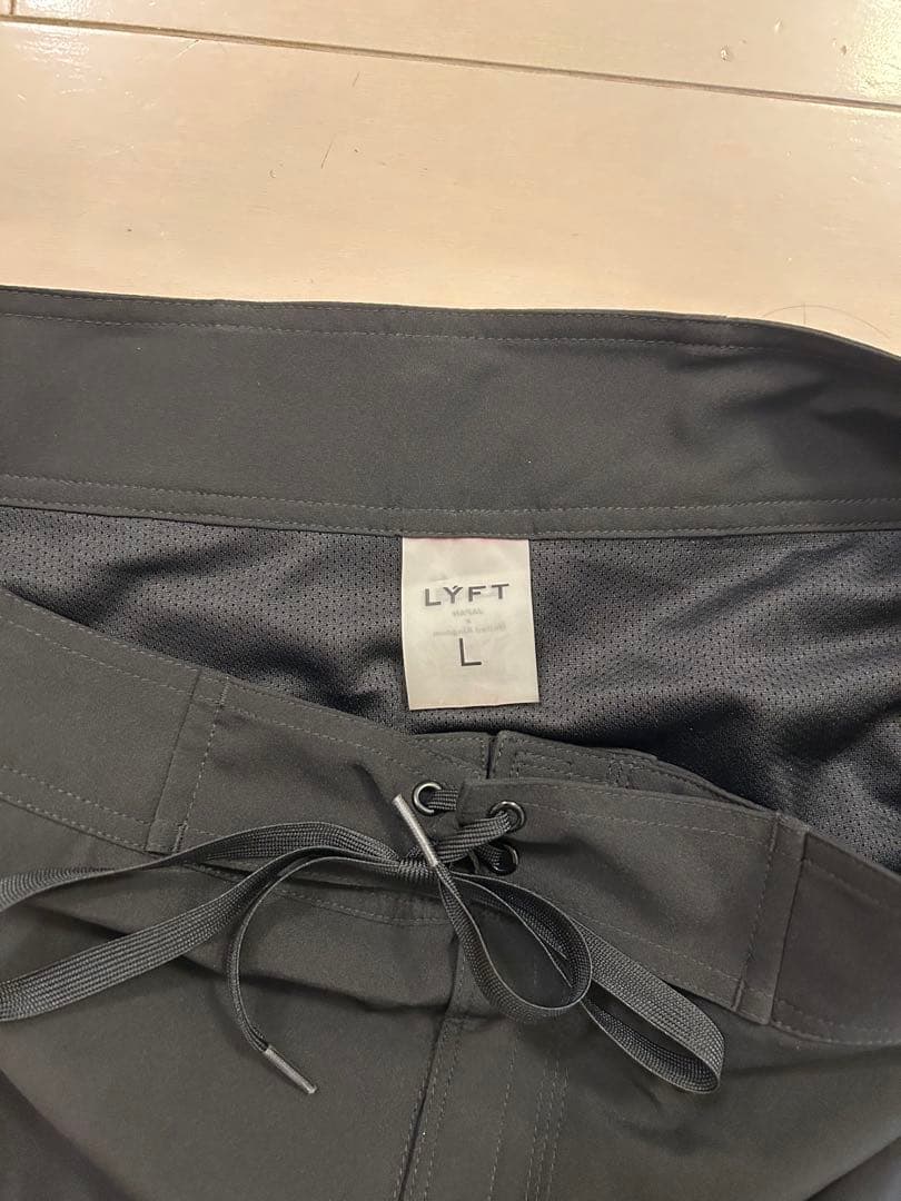 LYFT サーフパンツ【Lサイズ】　黒/オレンジ