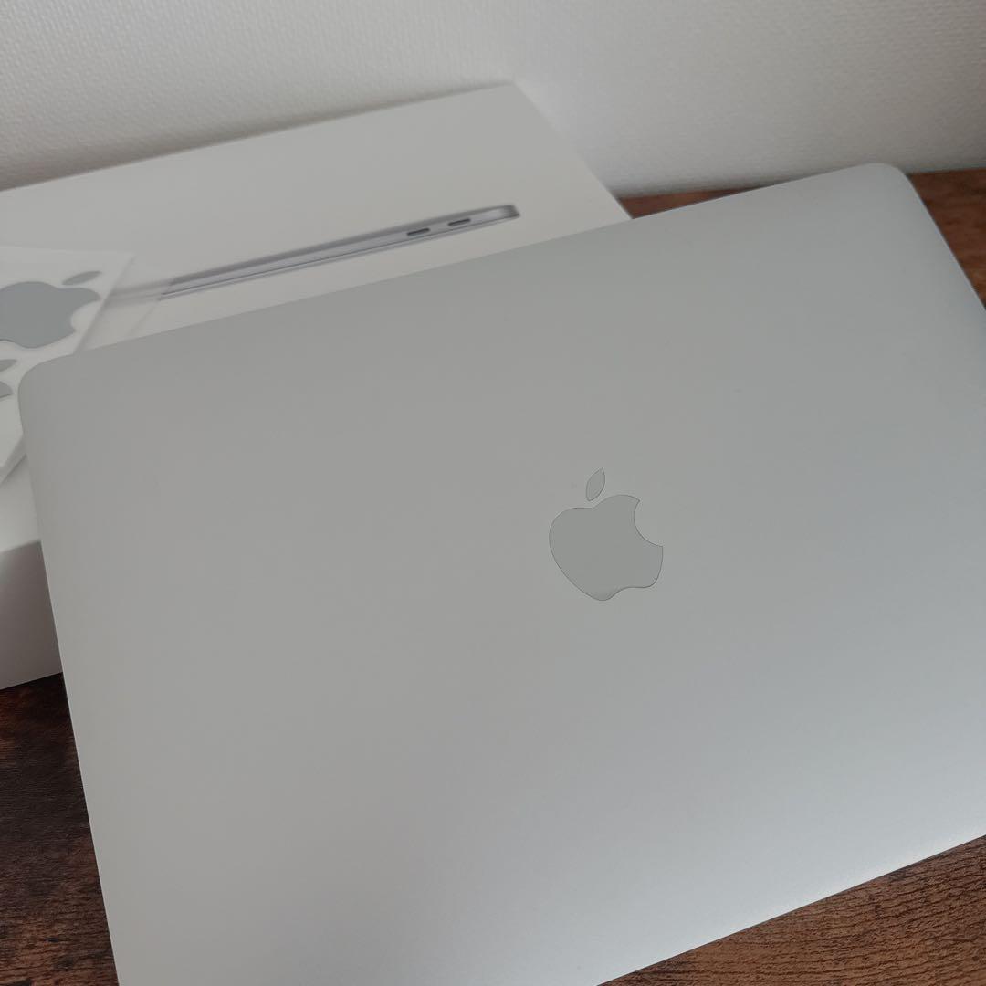 美品純正箱付きMacBookAirM1 (2020)8GBストレージ512GB