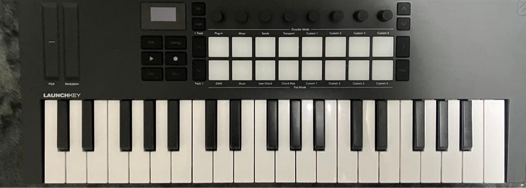 Launchkey Mini 37 mk４