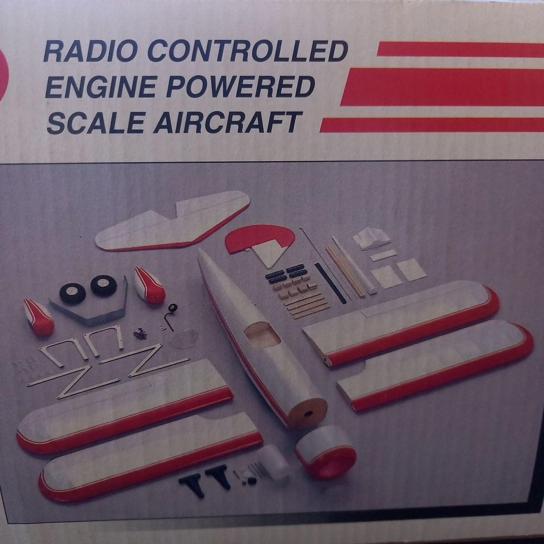 スーパーステアマン SUPER STEARMAN 40　ラジコン飛行機