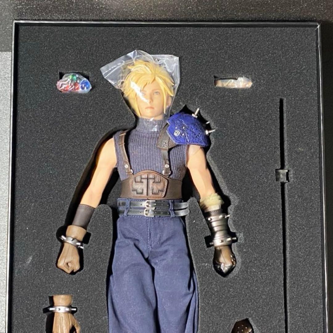 VTS toys クラウド・ストライフ 1/6 アクションフィギュア FF7R