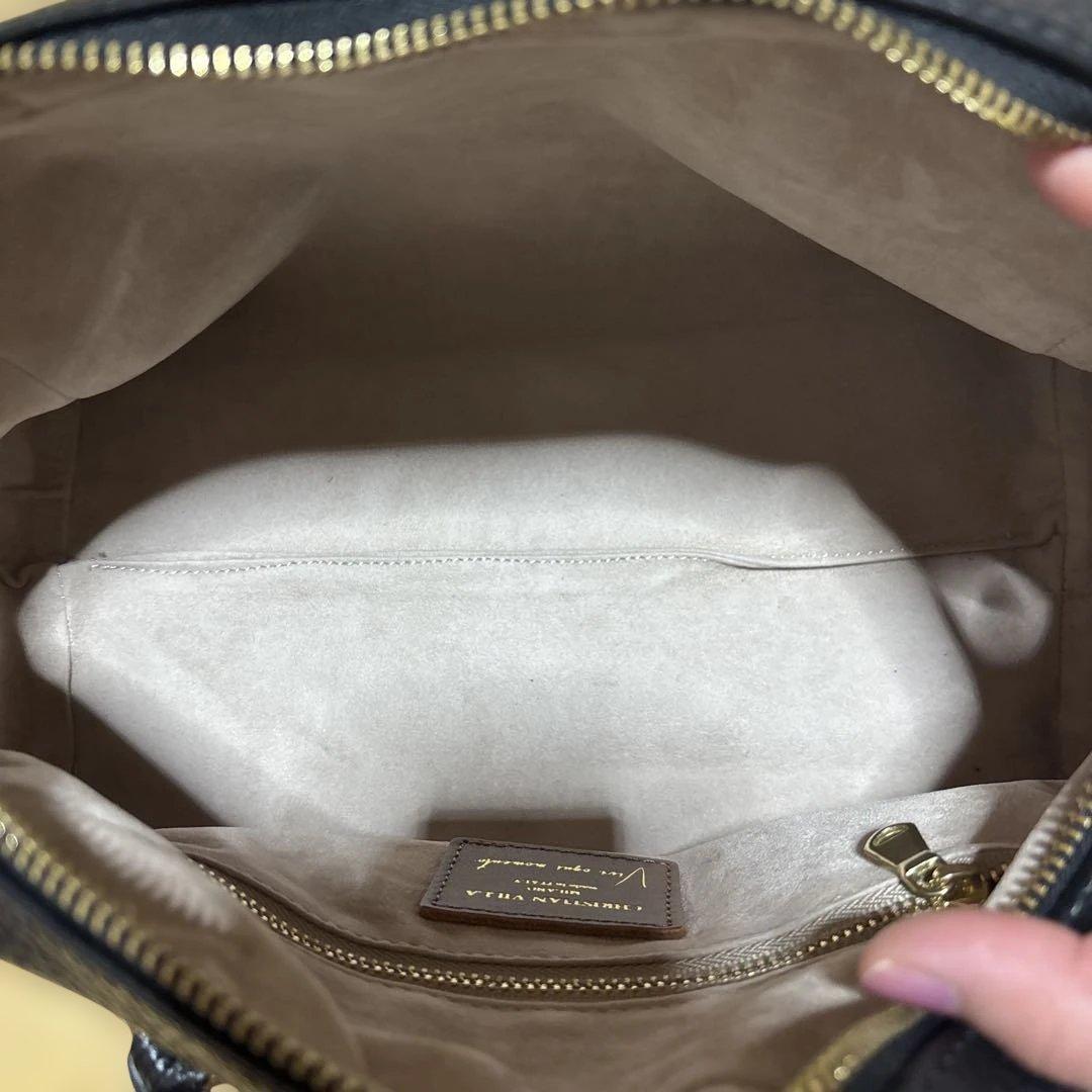 CHRISTIAN VILLA 黒 レザー ショルダーバッグ