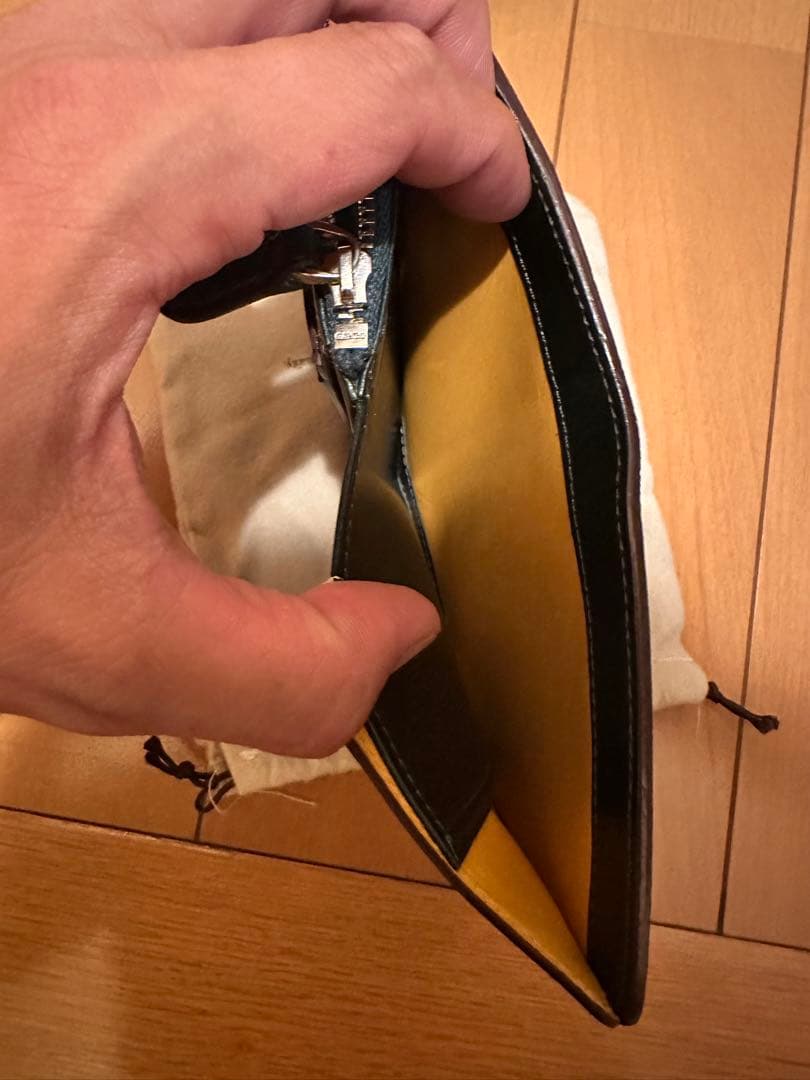 GANZO AVON (エイボン)Lファスナー二つ折り財布ブリティッシュグリーン