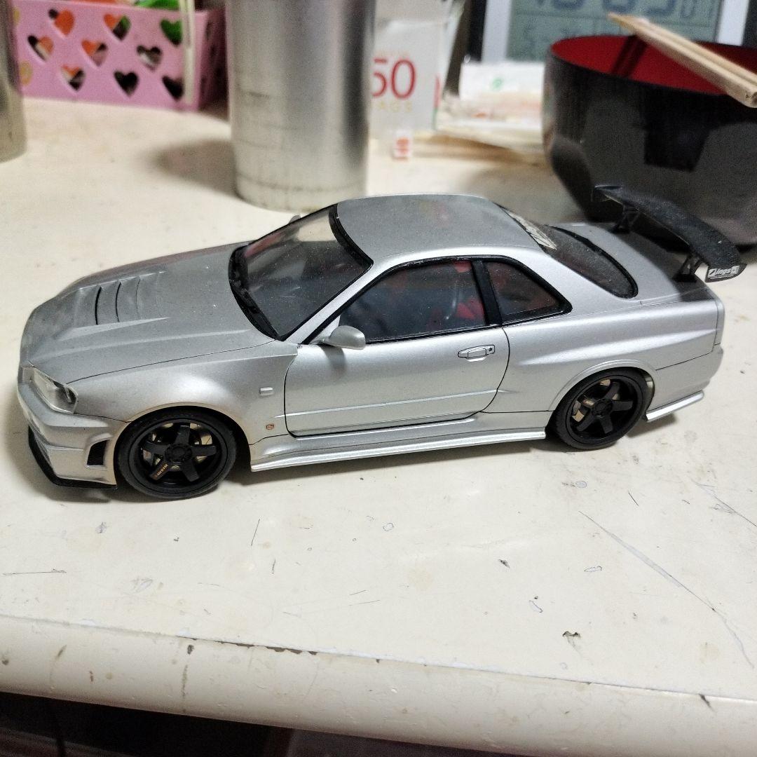 Nissan Skyline GT-R R34 シルバー