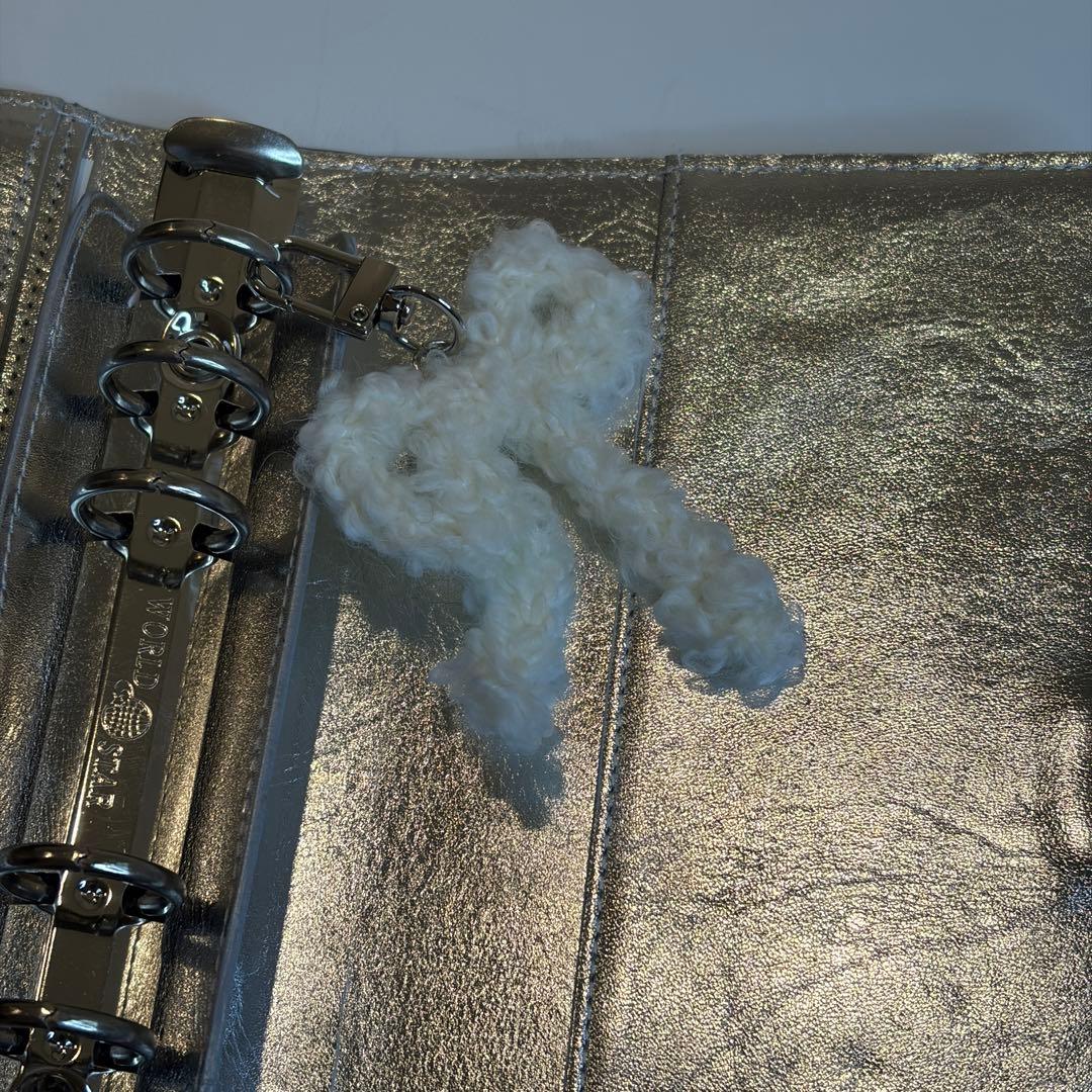 バインダー　シルバー　リボン　チャーム付き　A6