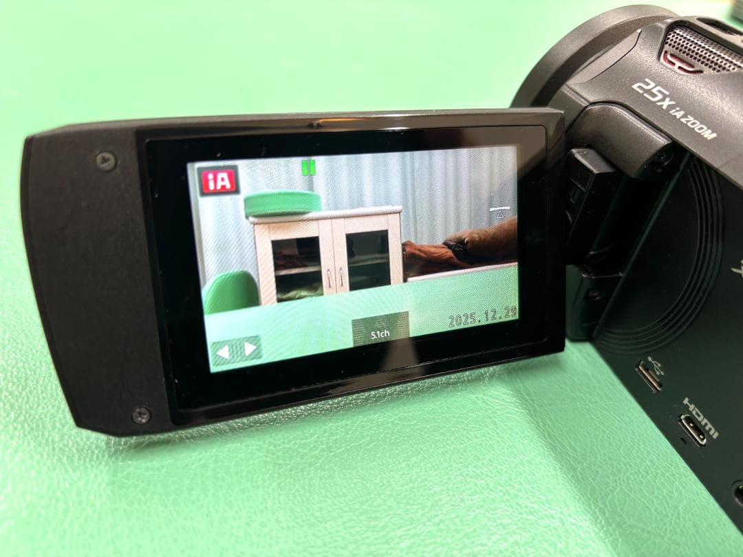 ★美品★Panasonic HC-VX985M ワイドレンズ＆大容量バッテリー付