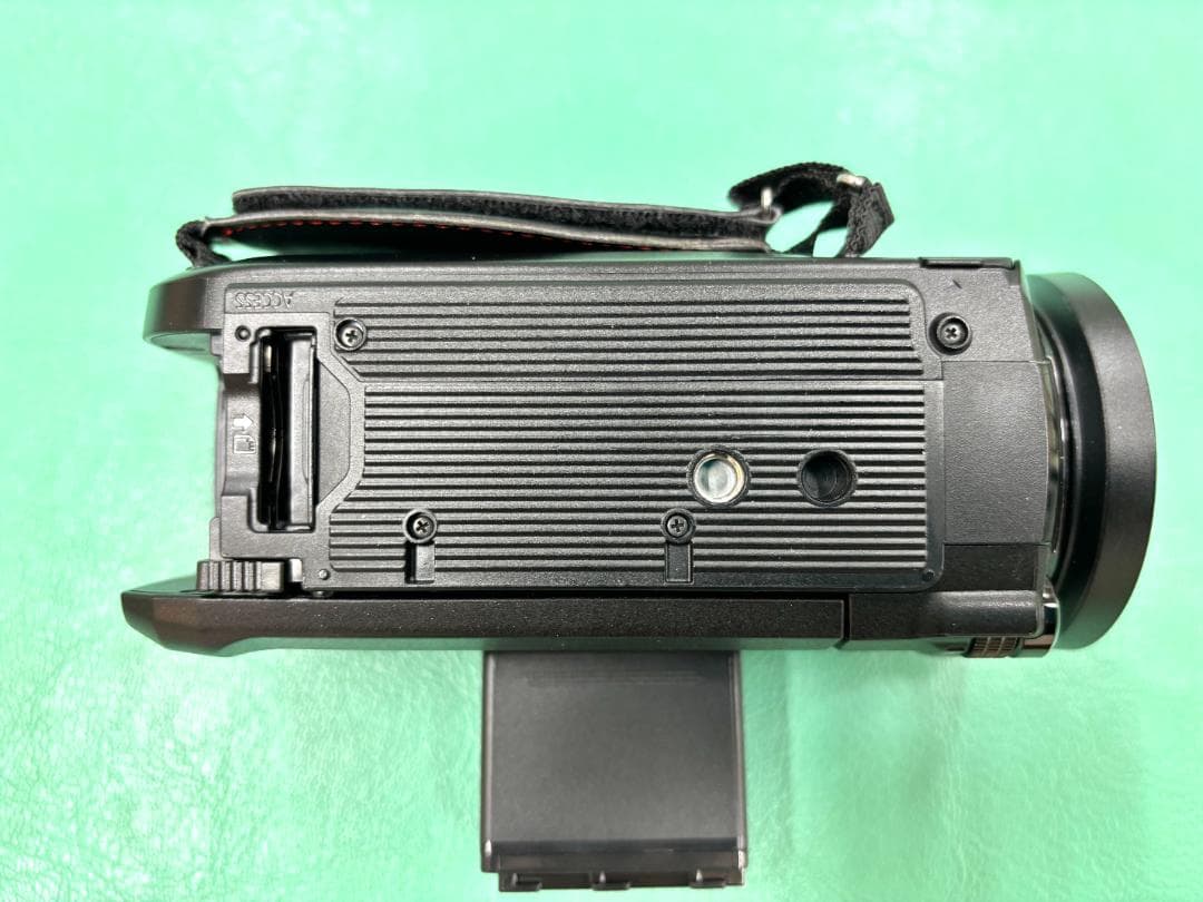 ★美品★Panasonic HC-VX985M ワイドレンズ＆大容量バッテリー付