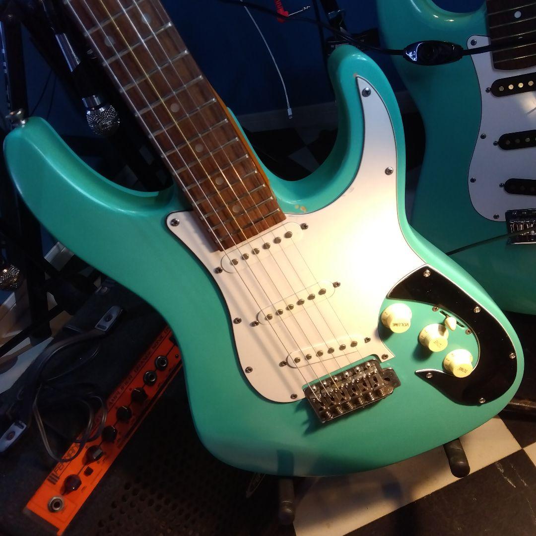 エレキギター、ストラトタイプ！ｂｉｌｌ,ｌａｗｒｅｎｃｅ....