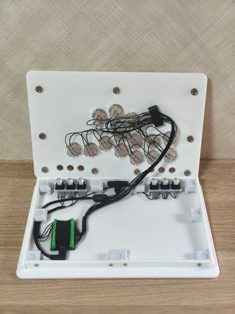 【1/4まで】パンクワークショップ　ミニボックス　白色　タイプD