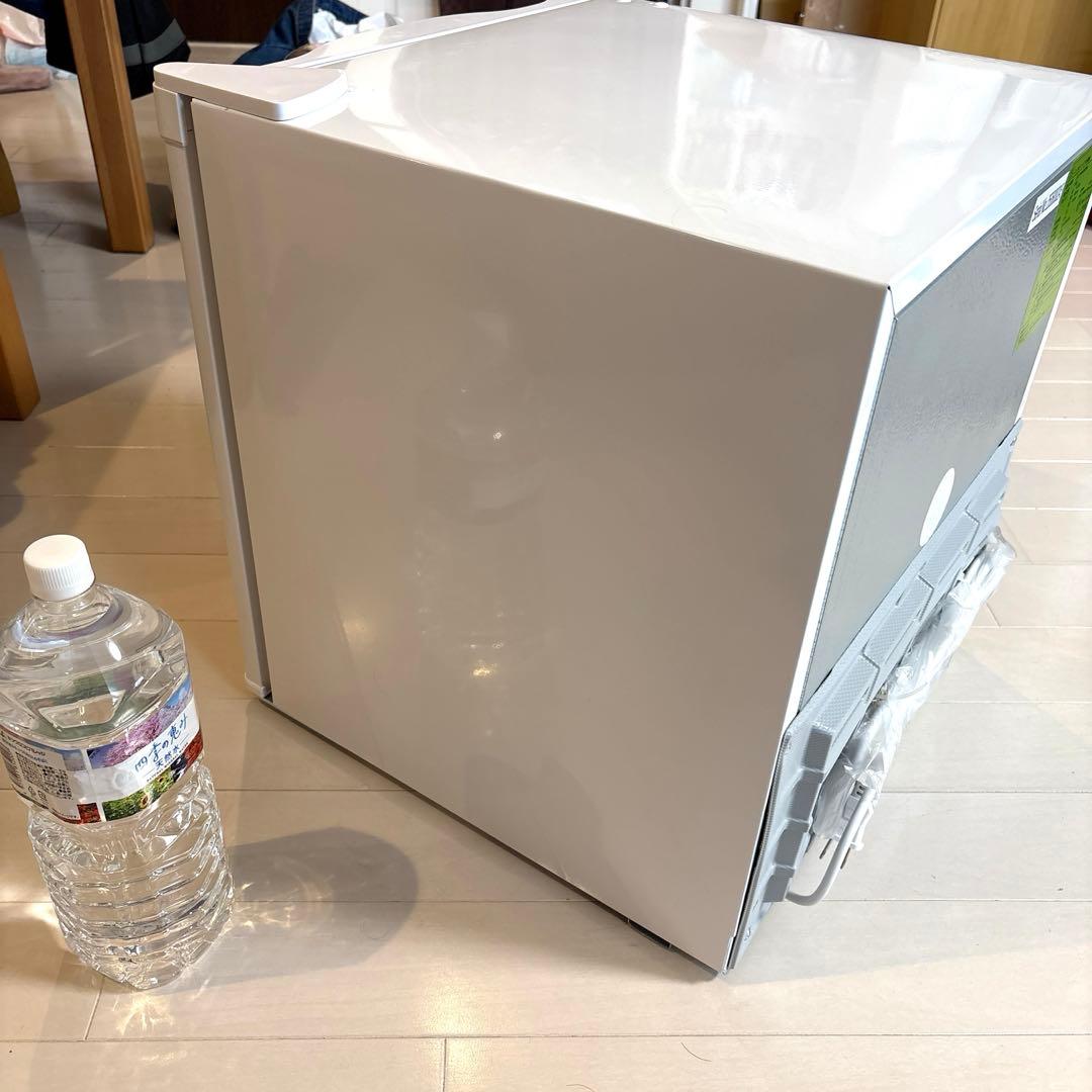 【新品・未使用‼️サンルックシリーズ‼️32Ｌ1ドア冷凍庫‼️匿名配送‼️】