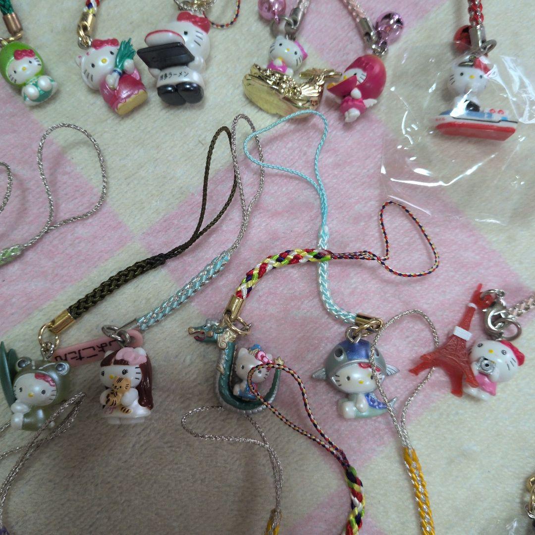 御当地キティ　ストラップ