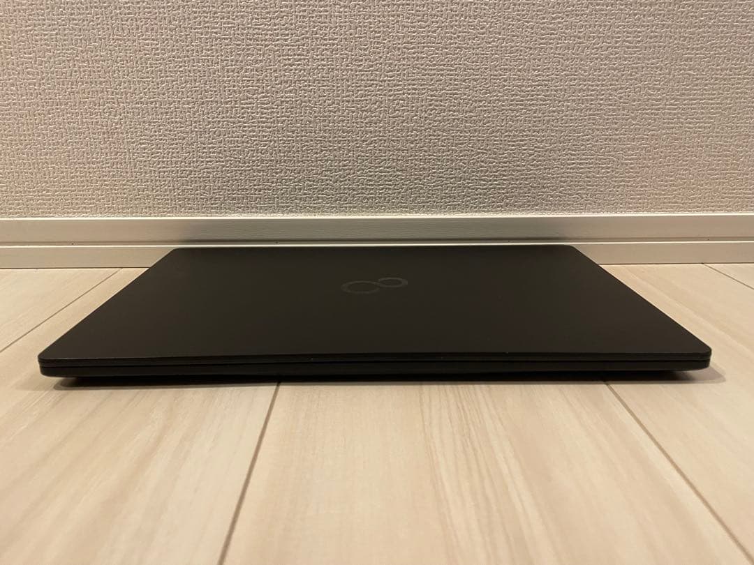 富士通 U9312/KW i7-1265U 256GB Office