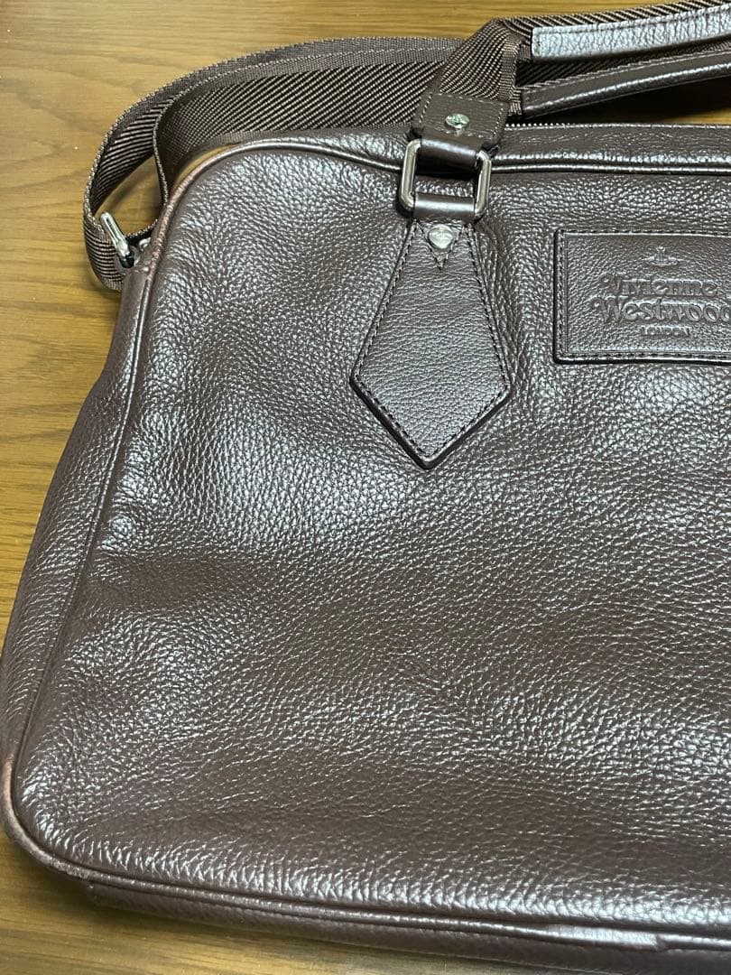 ヴィヴィアンウエストウッド　ブラウンレザー ビジネスバッグ　ショルダーバック