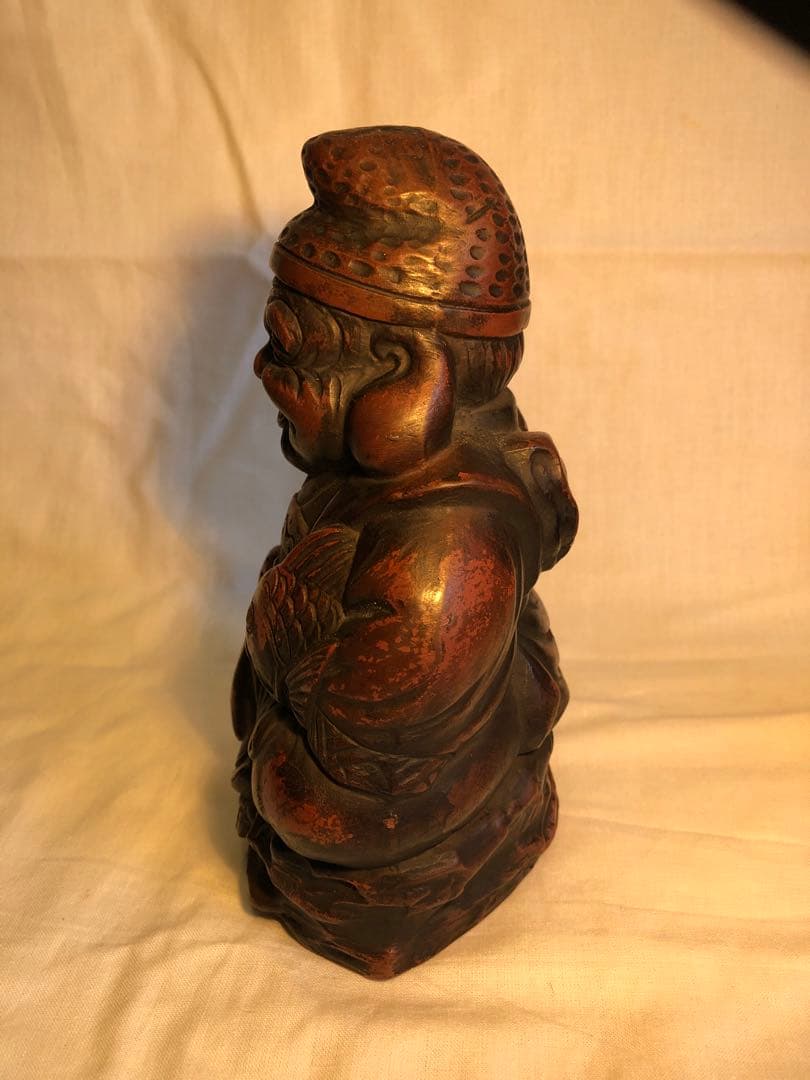 備前焼の恵比寿像　高さ18.3cm