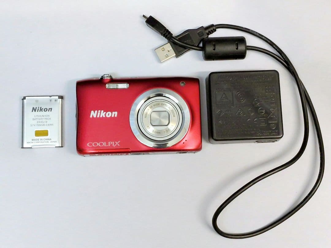 Nikon コンパクトデジタルカメラ COOLPIX A100　M2855