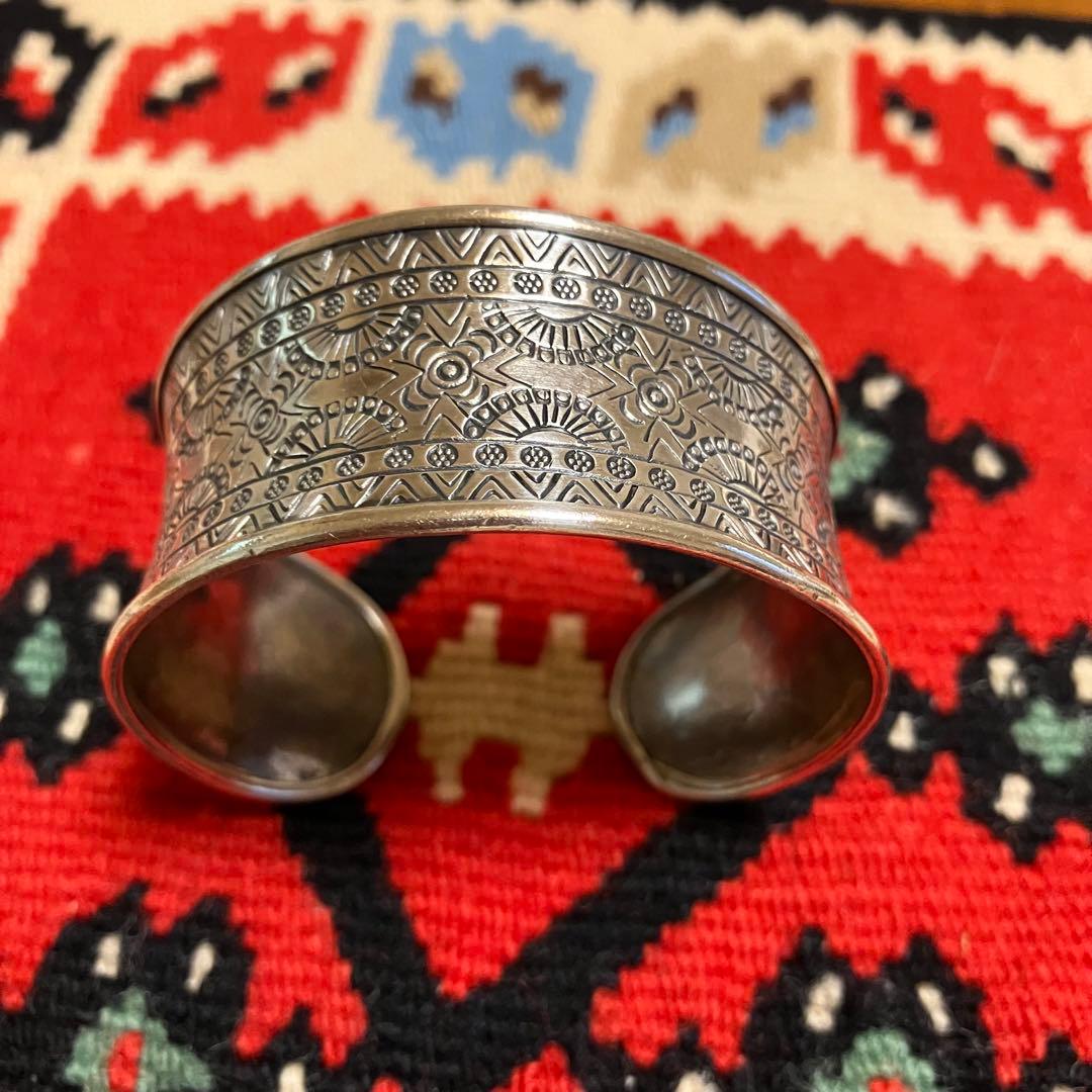 カレンシルバー　バングル　②