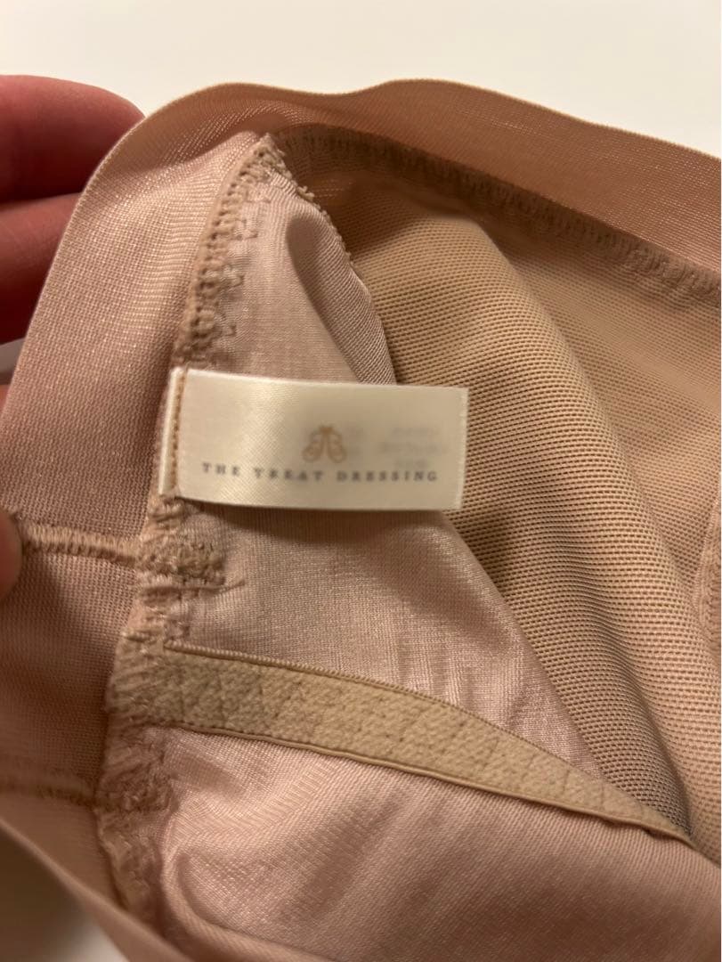 TREAT DRESSING （D70/M ブライダルインナー）