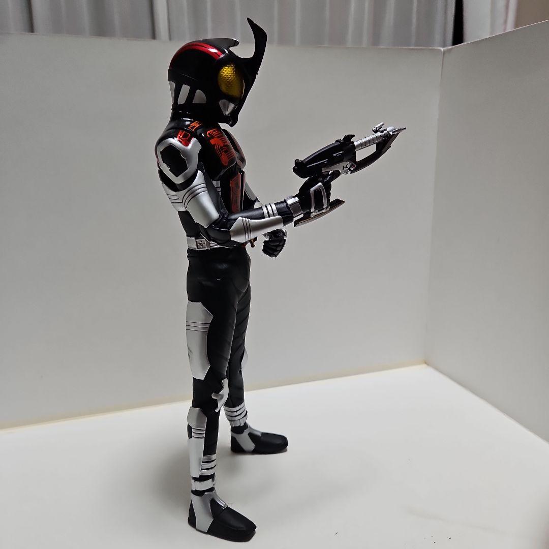 BM　仮面ライダーダークカブト　フィギュア