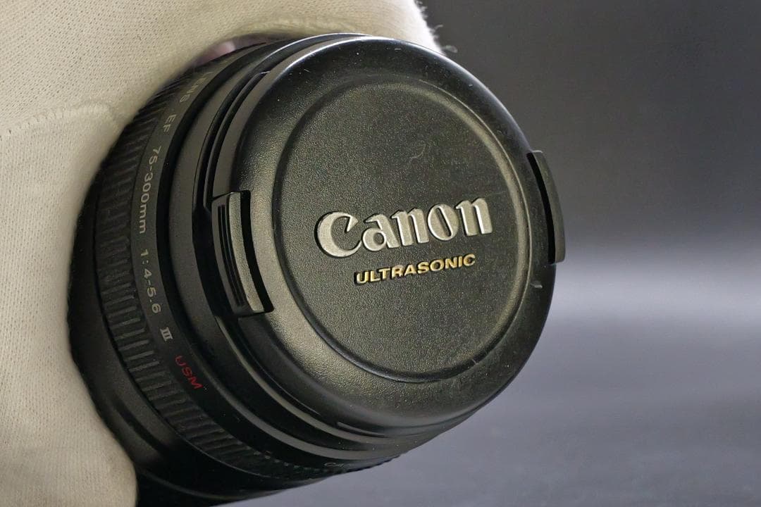 【美品】望遠レンズ Canon EF 75-300mm F4-5.6 Ⅲ　USM