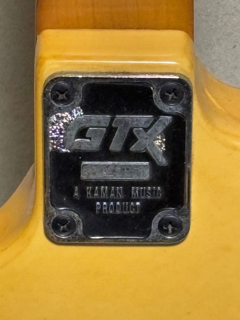 GTS23 エレキギター【中古品】