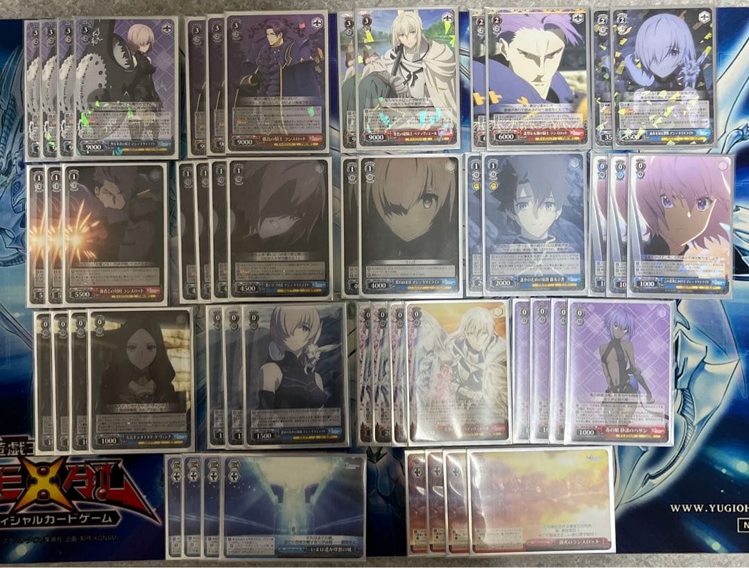 【最終値下げ】FGO 門/電源　マシュ軸　デッキ　スリーブ、オマケ付き