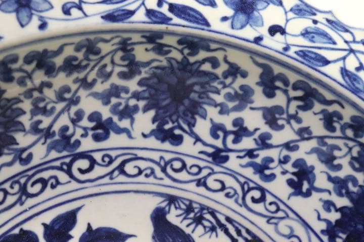 中国　染付花口大皿　麒麟紋　大明宣徳年製銘1123
