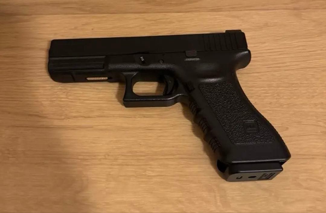 ⭐︎東京マルイ ガスブローバック GLOCK 17 + LayLaxホルスター ⭐︎