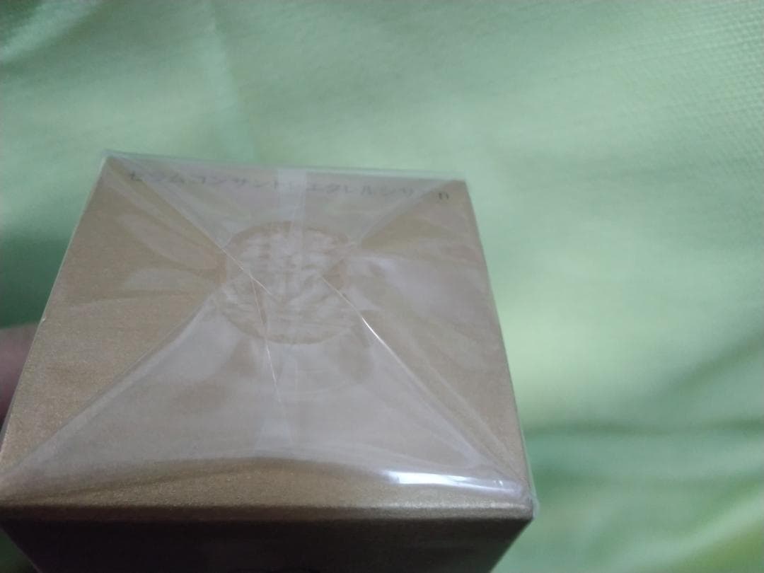 mimi　クレ・ド・ポー ボーテ セラムコンサントレエクレルシサンn本体