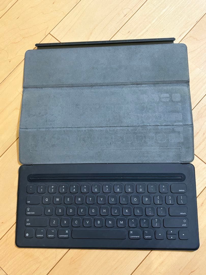 iPad Pro 12.9 32GB 純正キーボードケース付き　ジャンク品