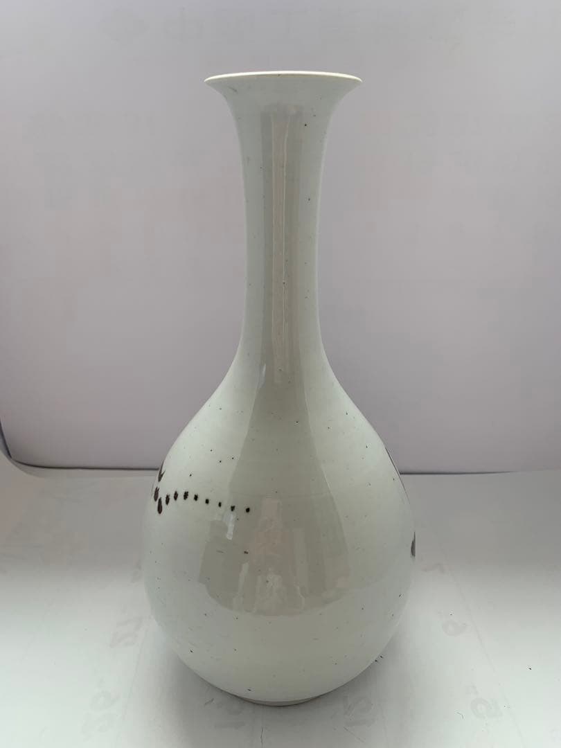 朝鲜美術　李朝　白磁　鉄絵　花瓶　送料込み