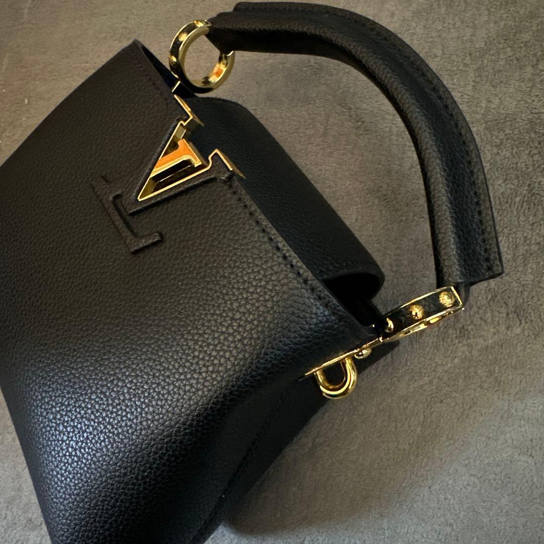 Louis Vuitton ブラックハンドバッグ