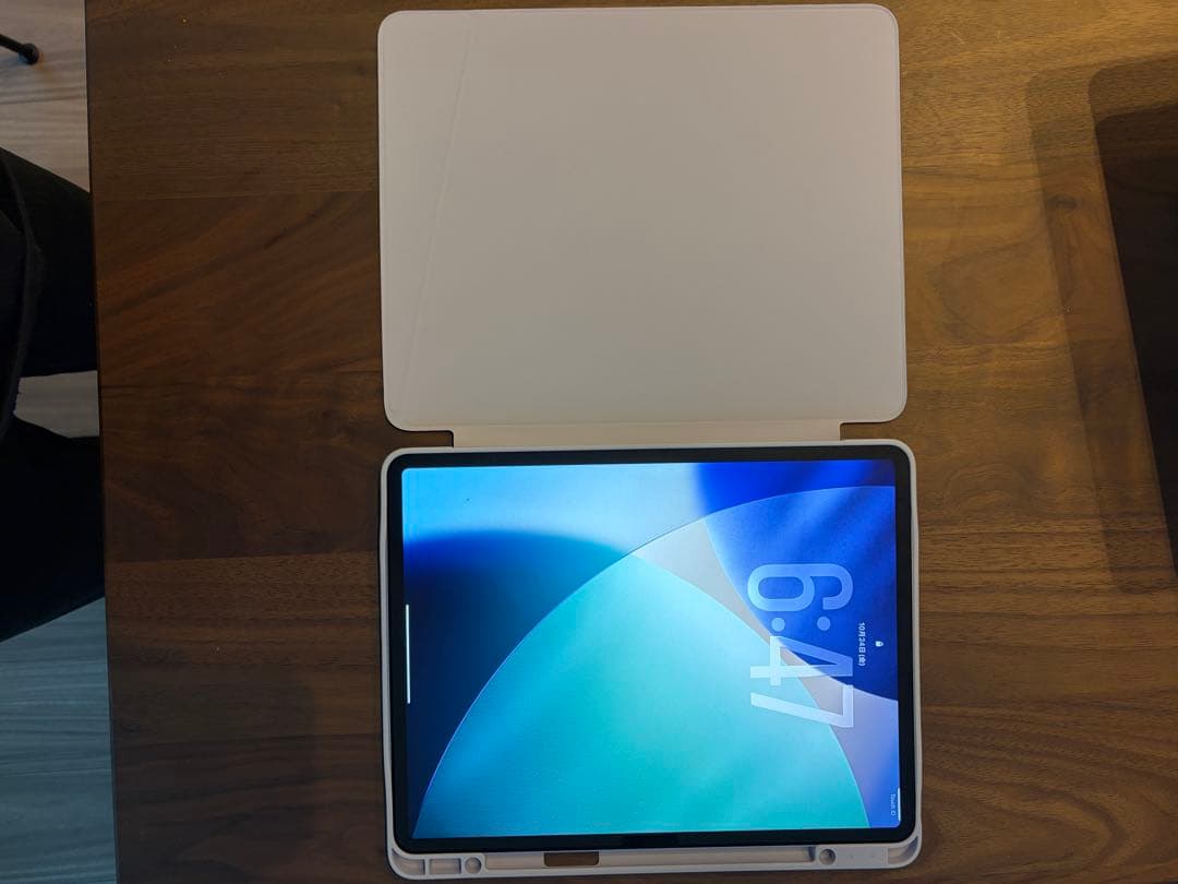 iPad Air 13inch M3 256GB パープル　美品