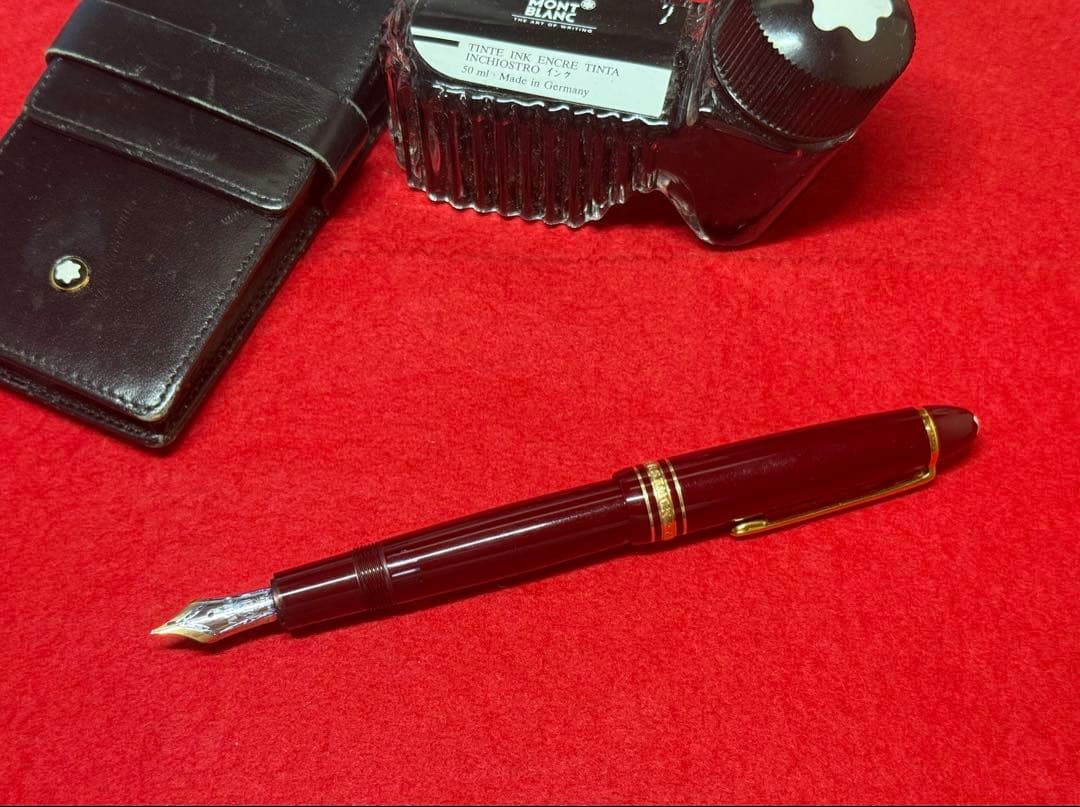 新春セール！【超希少⭐︎廃番につき激レア品】ボルドーモンブラン万年筆14K中白