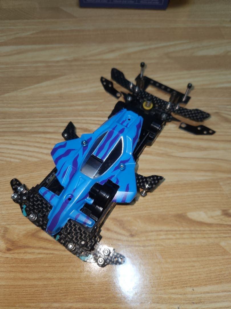 ミニ四駆 fmvs　前後ギミック着き