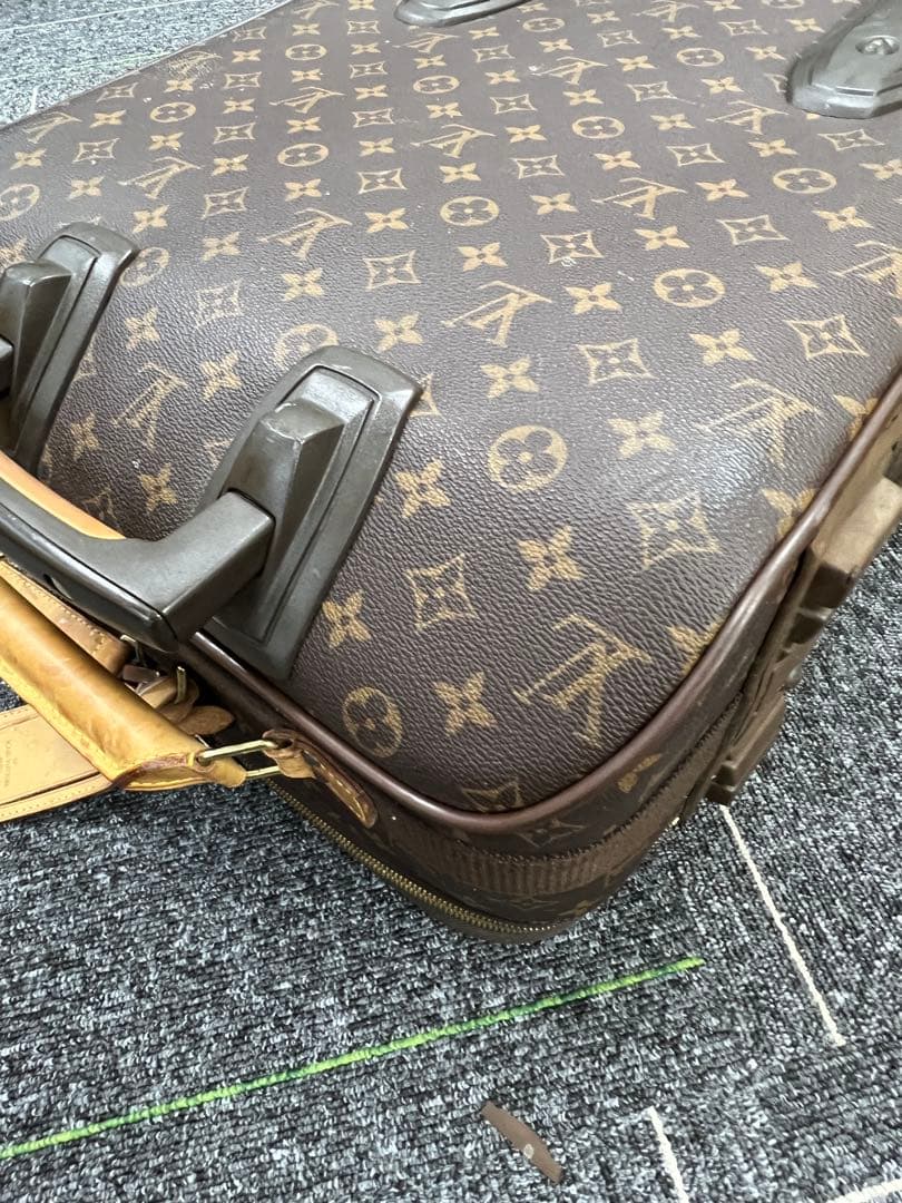 Louis Vuitton モノグラム M23251 ペガス55キャリーケース