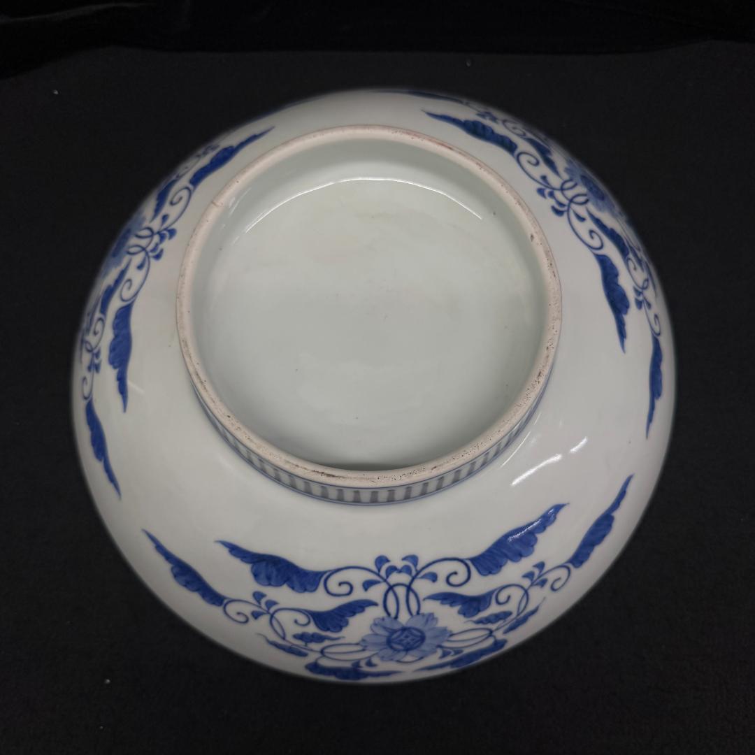 年末値下げ！鍋島焼　染付松竹梅文大鉢 （江戸時代後期　19世紀中頃）高台櫛目文