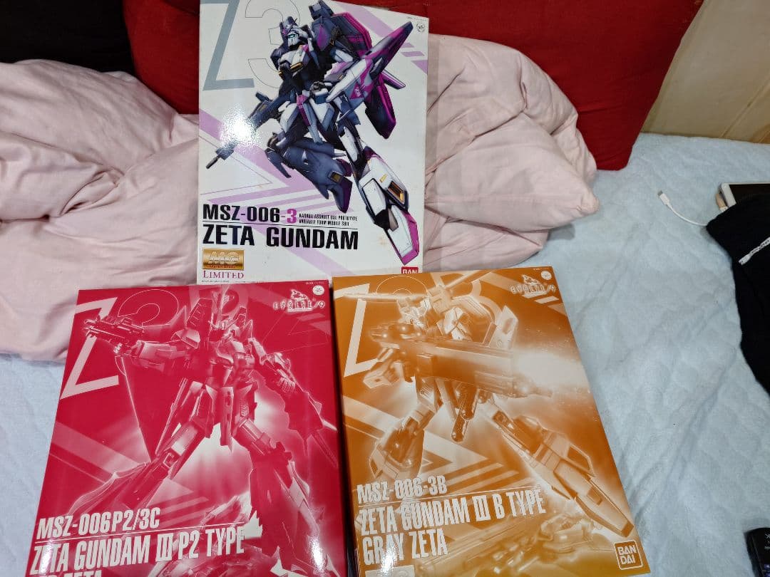 Zガンダム３号機.グレイZ.レッドZ　３点セット