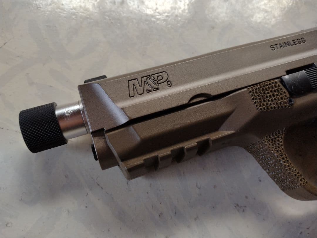 東京マルイ M&P9 Vカスタム ガスブローバック　中古品