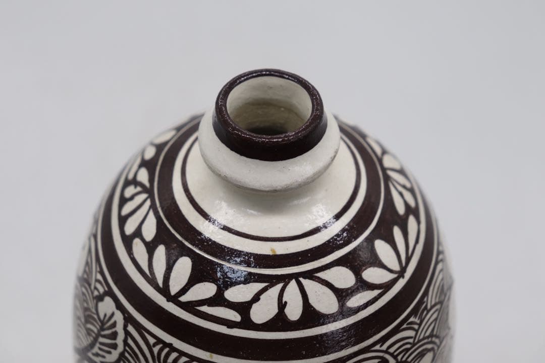 中国　磁州窯　魚蓮紋瓶　送料込み1213