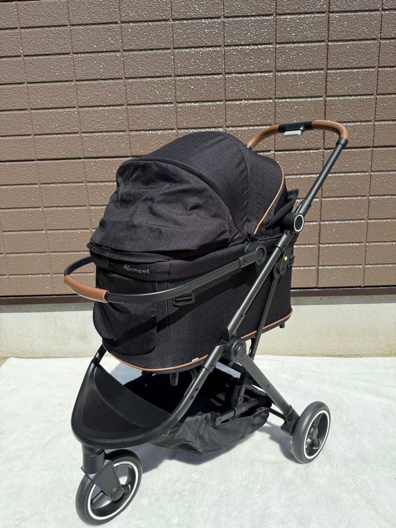 【極美品】コンビ コムペット ルルテイル キャリー マウナロアブラック カート