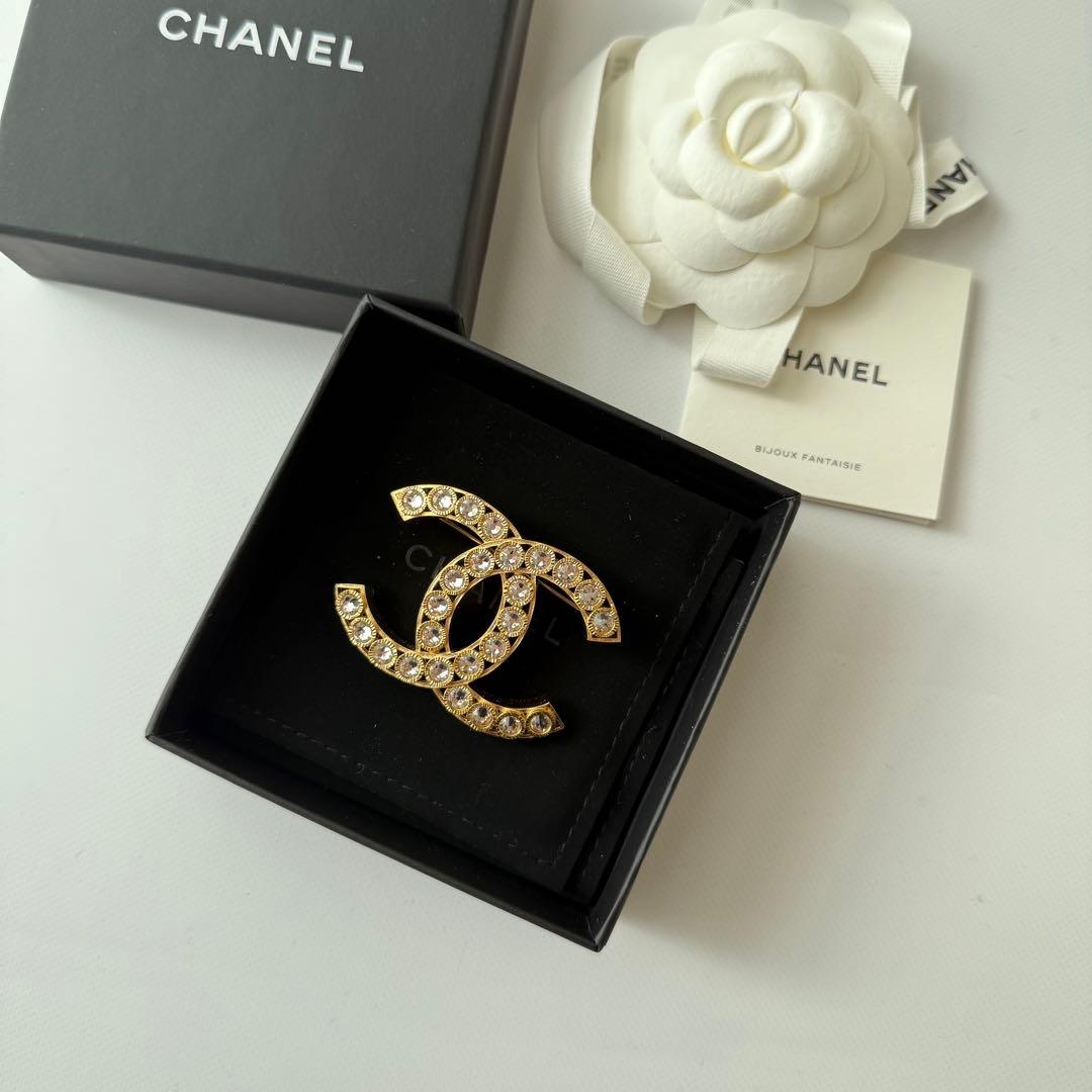CHANEL＊ CCロゴ ＊ゴールド＊ブローチ＊クリスタル＊ビジュー