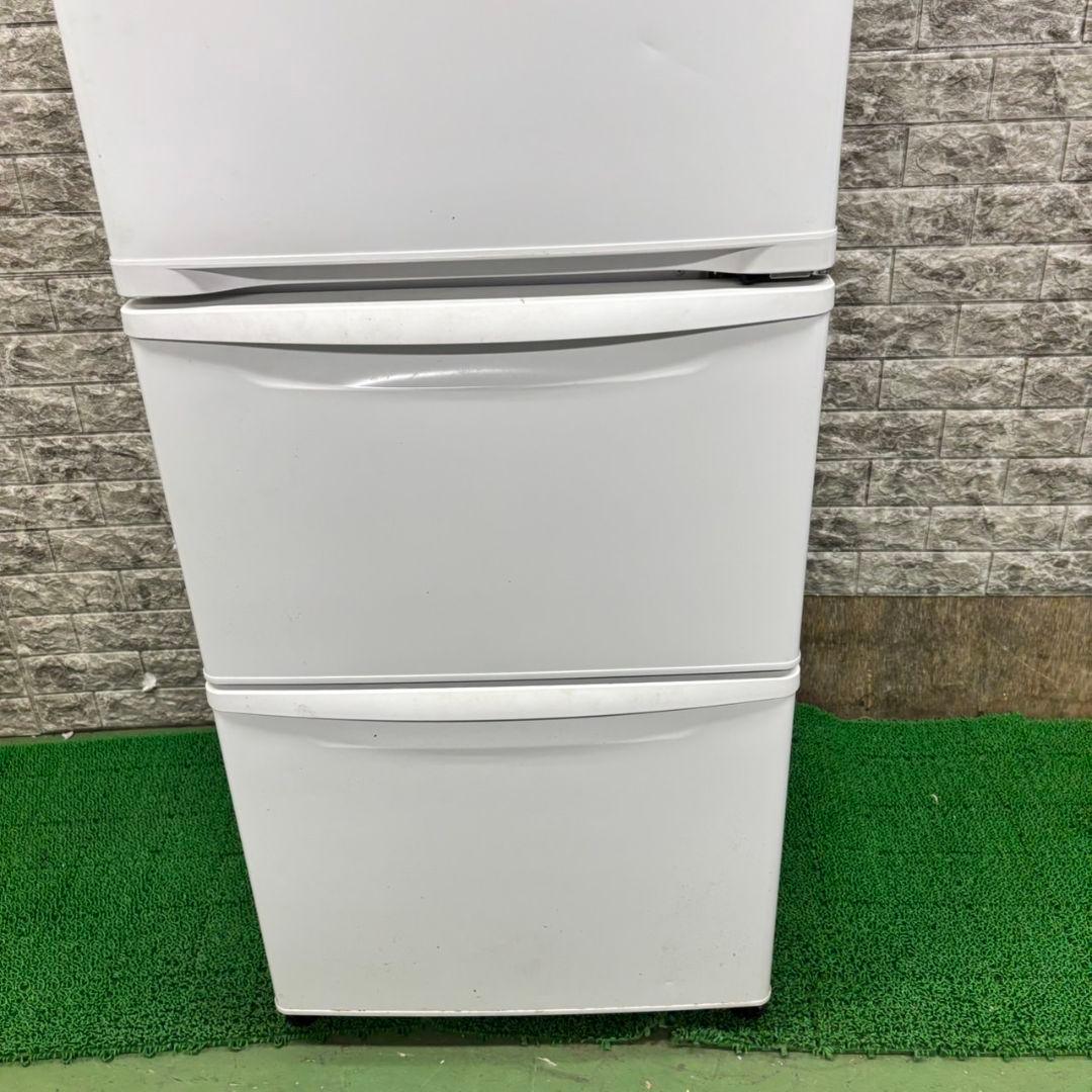 571 冷蔵庫　大型　右開き　2022年製　美品　自動製氷機　300L～400L