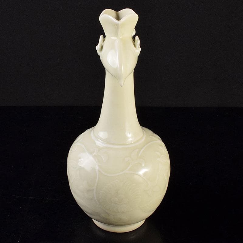 中国　官窯　白磁　陽刻　鳳凰唐草文　鳳首瓶　V　R7679