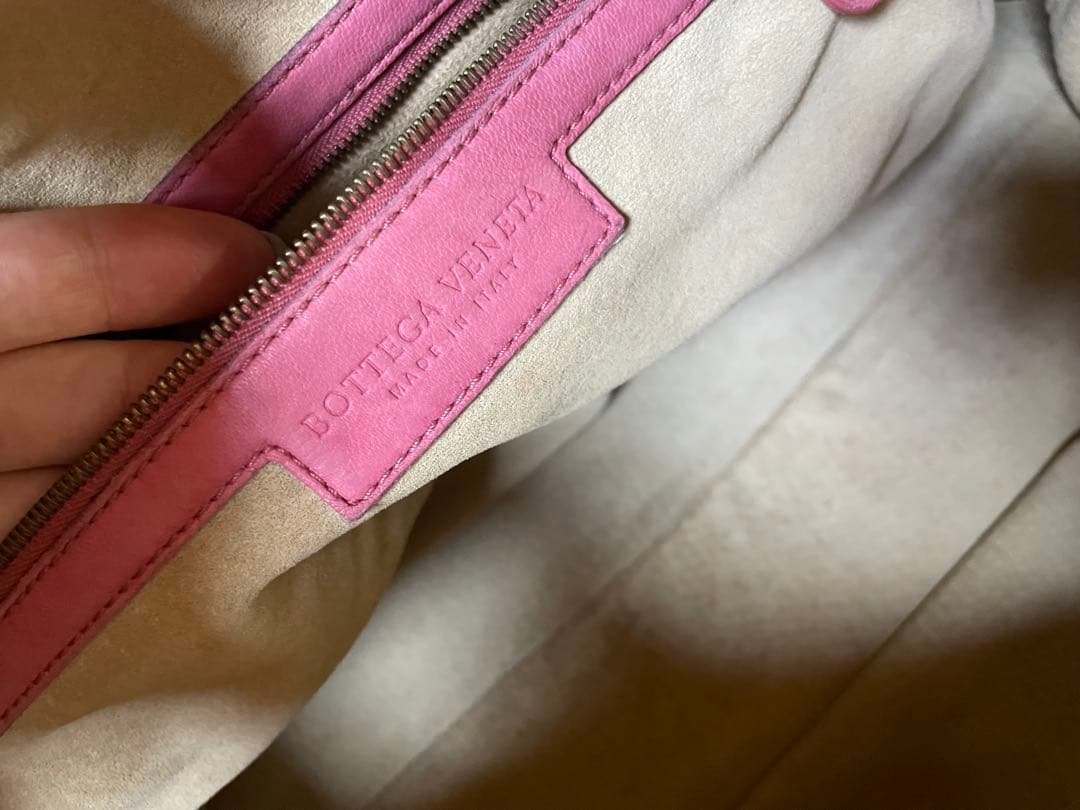 BOTTEGA VENETA 編み込みレザーバッグ　最終値下げ！！