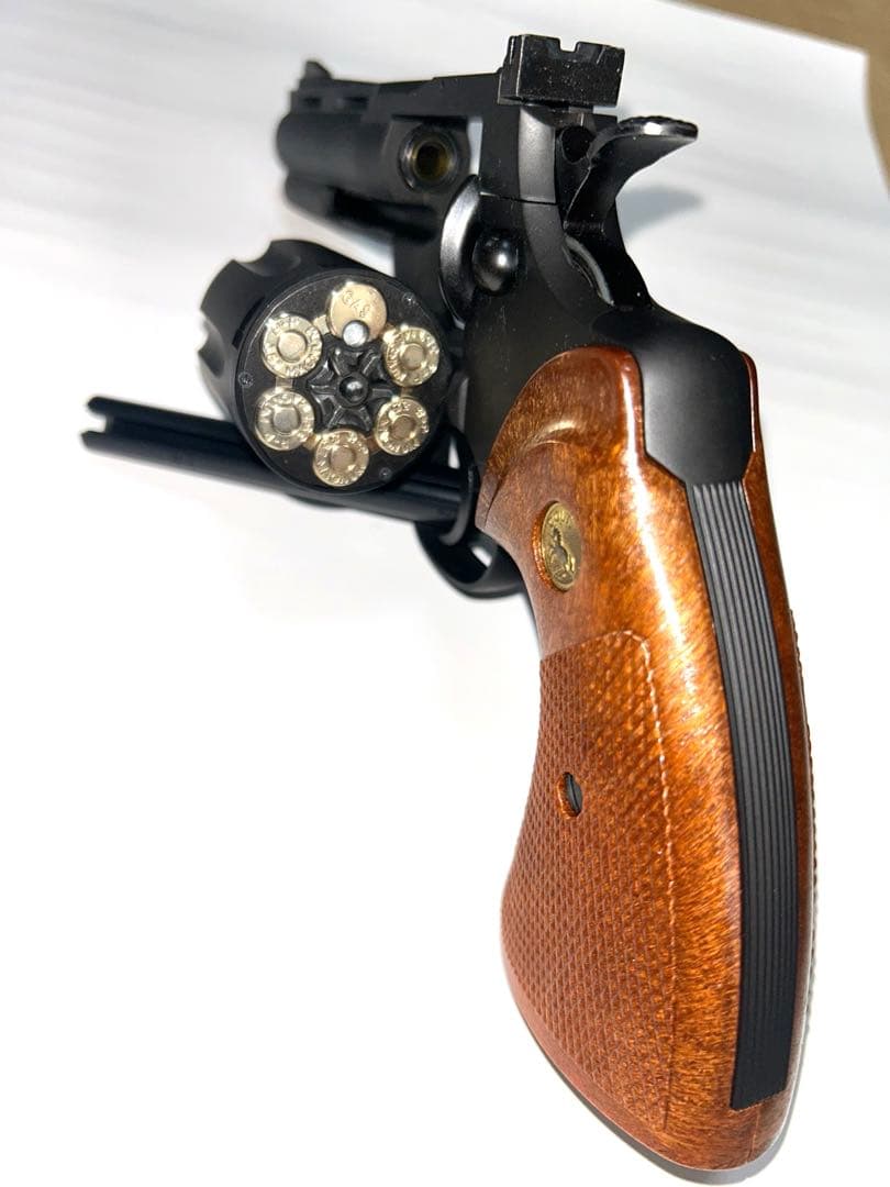 コルトパイソン4インチ　リボルバー ガスガン