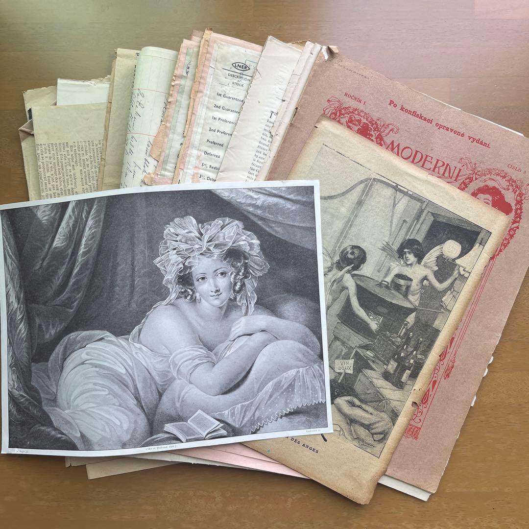 アンティークBOX 書類収納　大きめの紙もの